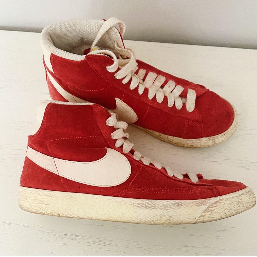 Nike vintage suede blazer